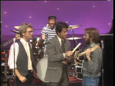 Dick Clark Interviews Dewey Bunnell and Gerry Beckley - American Bandstand 1982