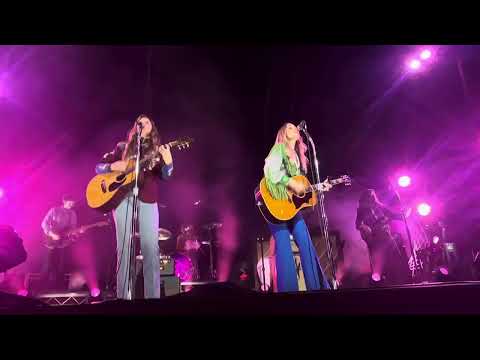 Aly & AJ - Lasso at The Ford LA #alyandaj #singer #singersongwriter #nostalgia #silverdeliverer