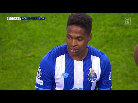 Wenn du Rot bekommst, aber trotzdem weiterspielen willst | DAZN