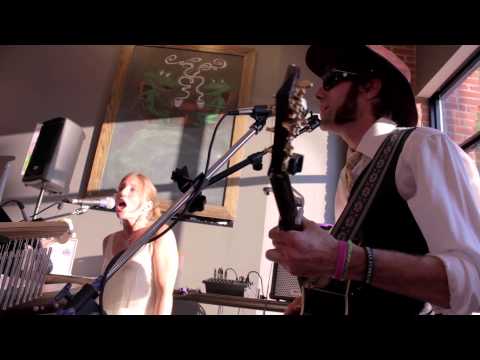 Our Shotgun Wedding- Hello Beautiful (Live at Frogponds Cafe)