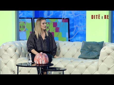 Silvana Rusi: Dasmori nga Zvicra më dha 1 mijë euro për një këngë | Ditë e Re