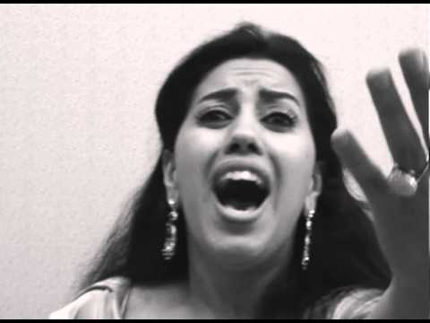 Houda Erry by Gérard Courant - Cinématon #2415