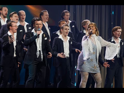 Linnea Henriksson och Sönerna sjunger “Suspicious minds”  i Körslaget – Tillsamma…  | TV4 & TV4 Play