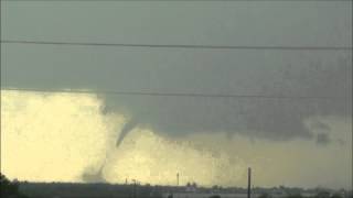 preview picture of video 'Baxter Springs, KS Tornado 4/27/14'
