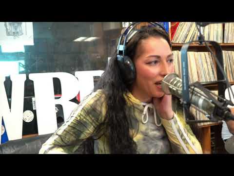 Infamous Ma Stops Thru to Rep BBM With Them Bars