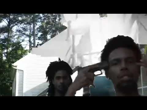 @slimesito x @ibeezyb - BRITICAL (prod.@casok) DIRECTED BY DEAD FLY FILMS