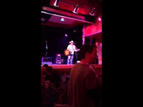 Brandon Owens at Hank's