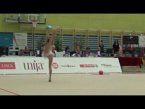 Lara Pikovnik 30 MTM žoga 15042017