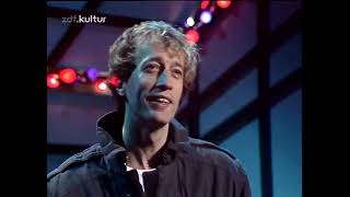 Robin Gibb - Boys Do Fall In Love (1984 live HD)