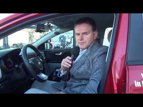 Kia Rio service see and pass the exam at WORD Driving School Kursant Wocław - Instructor - Andrzej