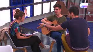 Amaia y Roi ensayan &quot;Shape of you&quot; | OT 2017
