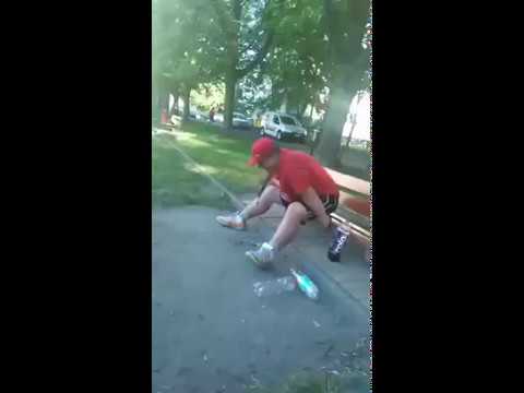 Mamo!! Paweł rzyga!