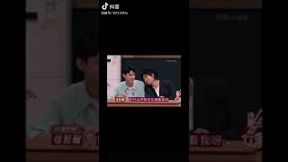Download lagu When Zhang Zhe Han meet Gong Jun At The First Time mp3