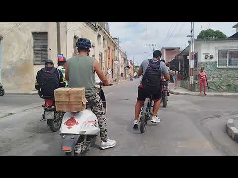 Desde Pueblo nuevo al Parque Calixto García Holguin Cuba 