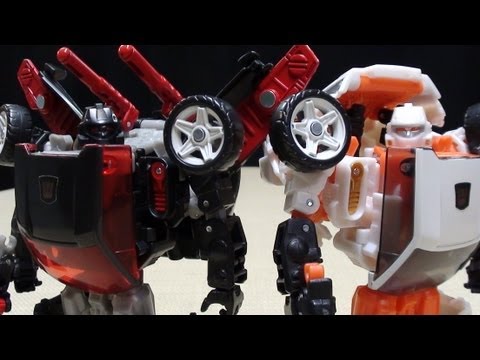 TFCC Exclusive OVER-RUN(Runabout) & RUNAMUCK: EmGo's Transformers Reviews N' Stuff