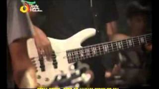 Download lagu Ungu Ft Andien - Saat Bahagia (Original Clip) mp3 Download lagu Ungu Ft Andien - Saat Bahagia (Original Clip) mp3