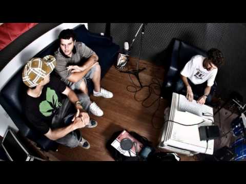 Mc Eltin - Pais da Ganja + LETRA (Prod. Luiz Café) (Oficial Audio HQ)