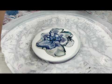 211. Sheleeart Australian Fluid Artist -  Bloom