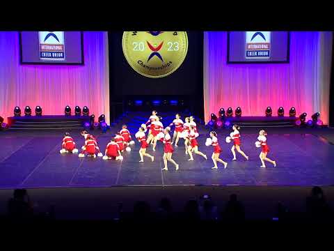 Poland [Junior Pom - Finals]