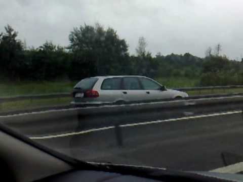 Volvo jadące 100km/h pod prąd na autostradzie A4
