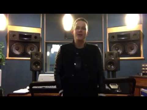 Cato Anaya , manda un saludo a Café del Mar Costa Adeje