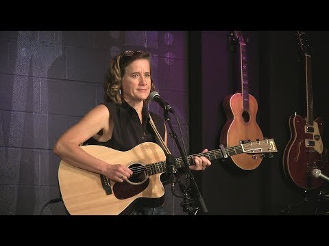 Susan Werner - Did Trouble Me - Live at McCabe's