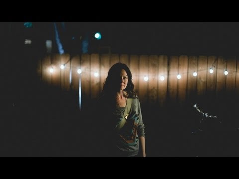 Cassie Morgan: Paper Leaves - Live Session