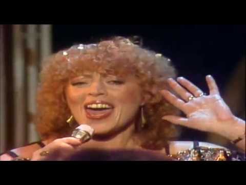 Hornettes - Shout & Come And Go With Me 1981