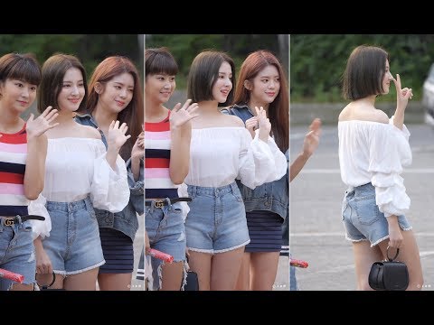 180720 모모랜드 낸시 - 뮤직뱅크 출근길 (KBS신관공개홀) 직캠 fancam by zam
