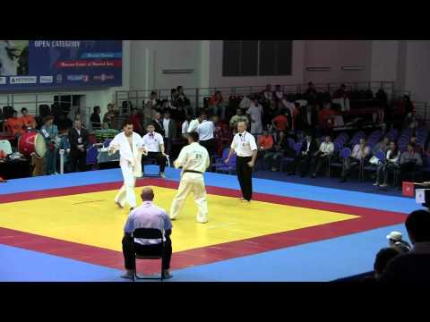 Hoogeveen Ferrie -- Kairmaganbetov ToLgat 09.06.12 KWU www.kyokushin.su