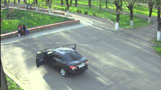 preview picture of video 'На машине в парке Апшеронска. Безопасный город.'
