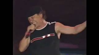AC/DC - You Shook Me All Night Long (Live in Toronto 2003)