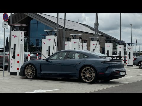 Porsche Taycan Turbo GT Autobahn Top Speed! Chasing 200 MPH In An Ultra-Fast Electric Car