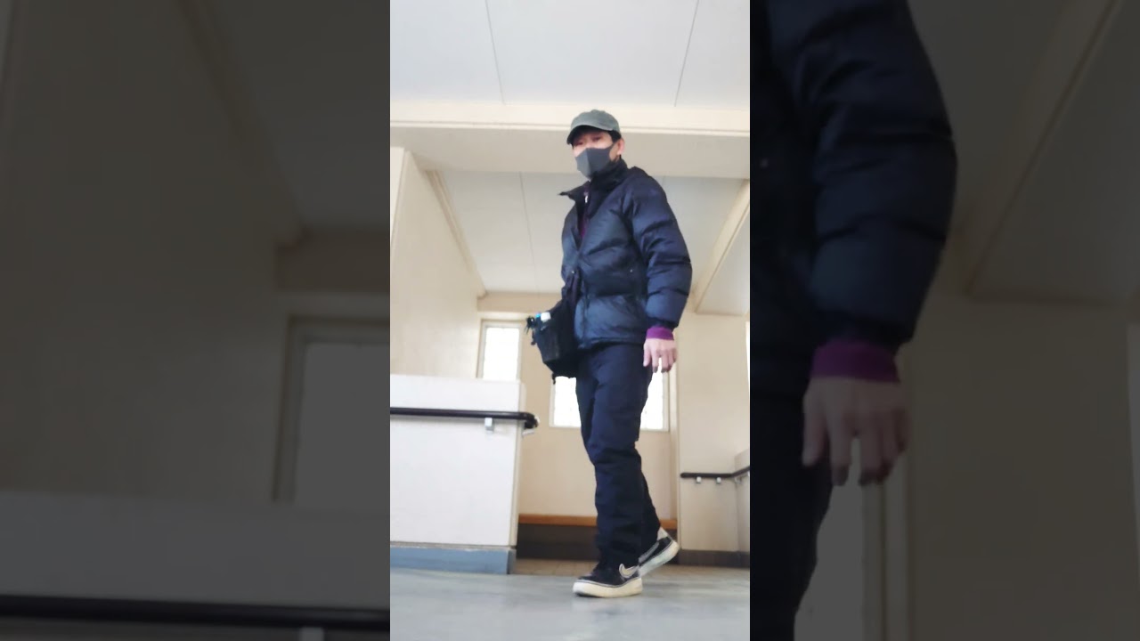 59歳のオヤジ♪ダンス練習中#人間 #703号室 #踊ってみた #フリースタイルダンス #ロボットダンス #アニメーションダンス#dance#urara1966