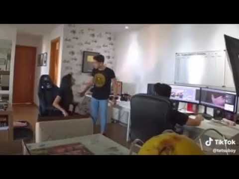 Thaia e biel eu não sou loca não bate nele