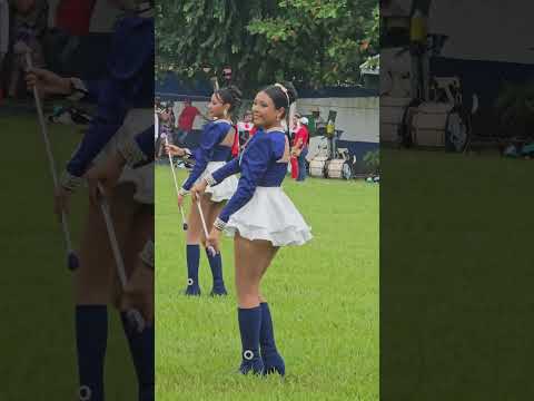 Cachiporristas del Instituto Nacional de La Unión en Jiquilisco 💃🌹🤩👏