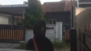 Download lagu Pengamen Bersuara Manja Ketika beryanyi, suaranya bikin lemes mp3