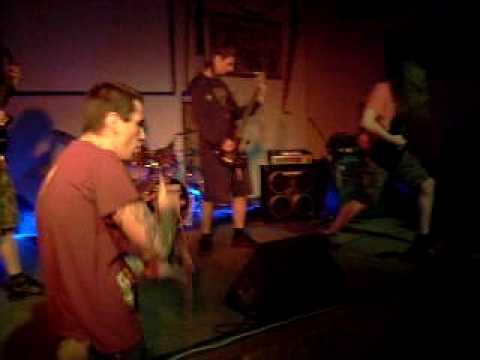 EFECTO DESPOTISMO - Abnormal fest 2010, skladba - ubohá vzpomínka