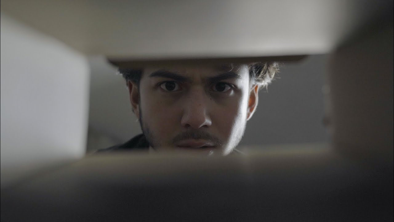 Anonymous Gift - 1 Minute Short Film