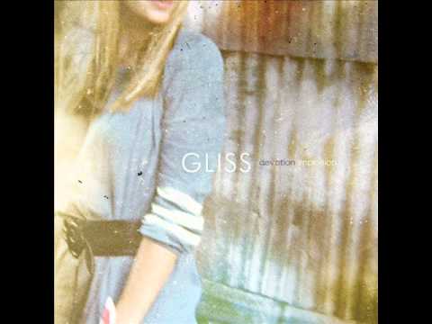 Gliss - Lovers In The Bathroom