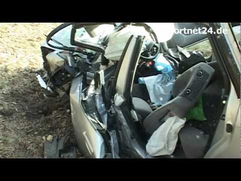 Schwerer Unfall bei Rathenow, 1 Toter Vier Verletzte -  Westhavelland