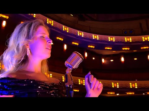 Julie Huard - La Vie En Rose (Live in Tuschinski)