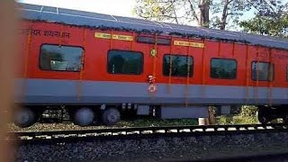 preview picture of video '13182 DN SILGHAT TOWN KOLKATA KAZIRANGA EXP 53021DN AZIMGANJ SAHIBGANJ PASSENGER BONIDANGA ARRIVED'