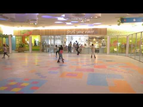 cat and mouse skating (kids)