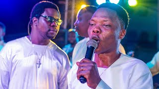 Download lagu Abel Oluwafemi Dosunmu a.k.a Mega 99 live at CCC Central Cathedral Abuja Praise Night mp3