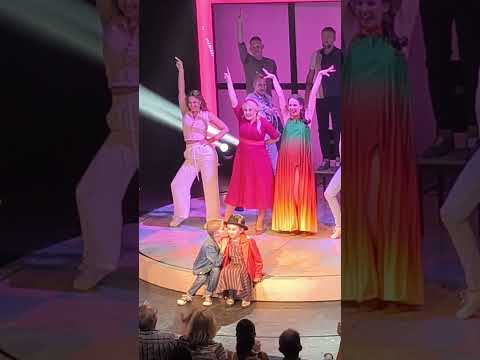 Biograf láska v divadle Kalich.Ano, dostanu pusu v každém představení.????#musical #loveit #music #fun