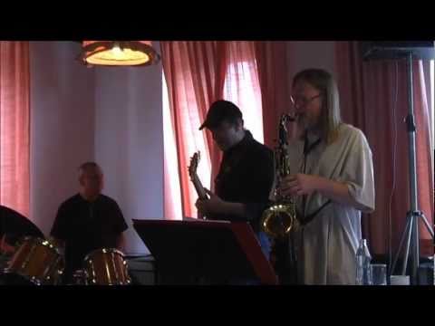 Swing Company - 02/33 Take The "A" Train (Duke Ellington)