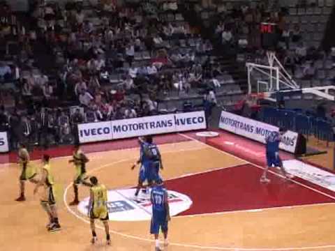 Adecco LEB Oro 08/09 J31 Plus Pujol Lleida - La Laguna [2-2]