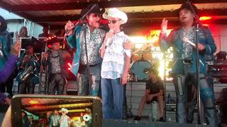 Héctor Armenta ft. Grupo Laberinto - el corrido de la Estrella - en vivo 2018