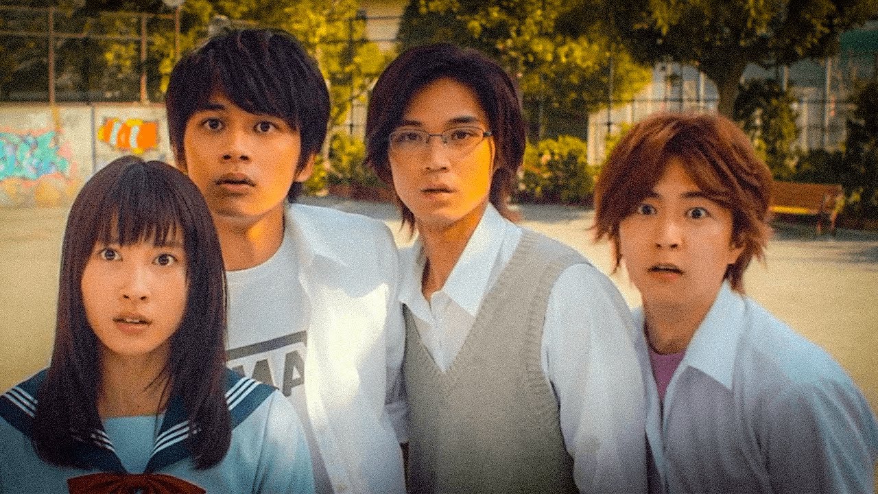 Ela é Tímida, Mas Conquista Todos os Garotos Populares, e Todos Brigam por Ela... - Recap